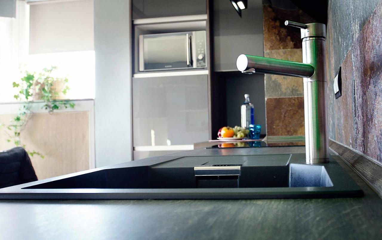 Estudios En Ciudad Malaga Zewnętrze zdjęcie