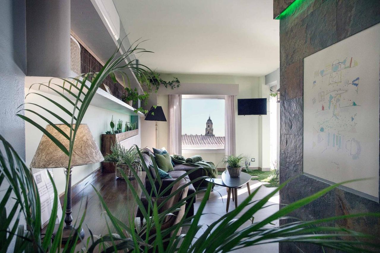 Estudios En Ciudad Malaga Zewnętrze zdjęcie